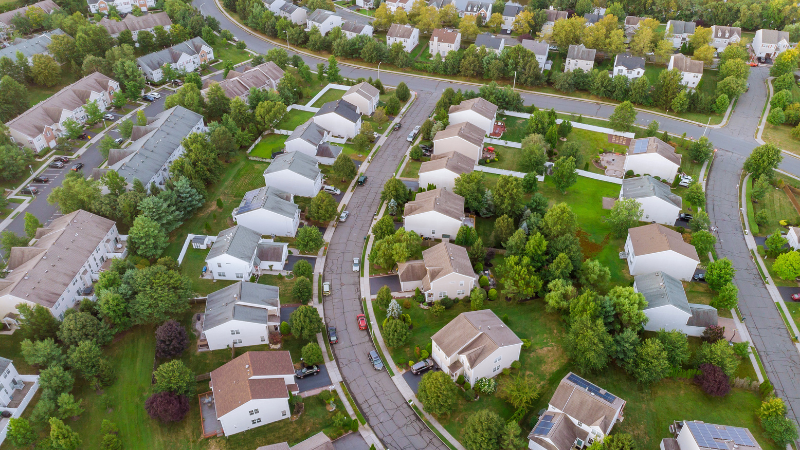 Why Late Spring Is the Perfect Time to List Your Tulsa Home | Solid Rock Realtors